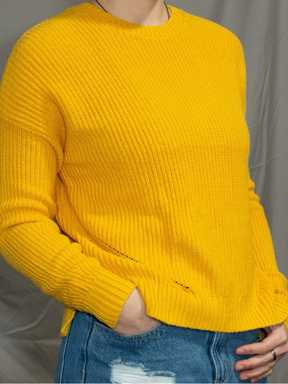 Hollister Women's Mustard Yellow Crewneck Sweater